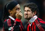 Pato (th) og Ronaldinho sørgede for Milans mål i sejren over Roma. 
