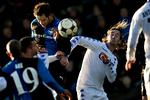 Cesar Santin (th) og FCK imponerede ikke mod HB Køge. 