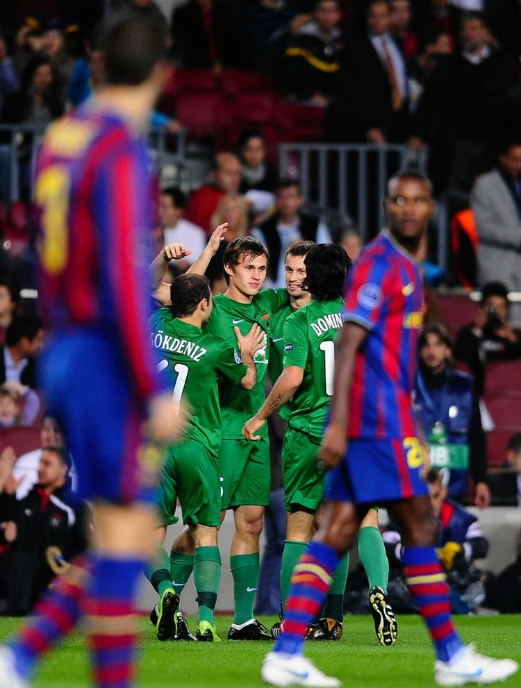 De grønblusede Rubin Kazan-spillere vandt sensationelt opgøren på Camp Nou over Barcelona. 