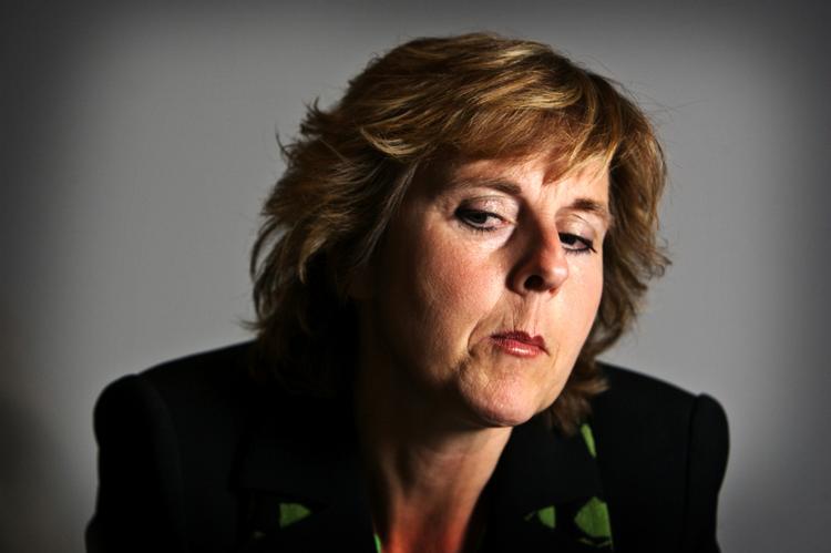 »Det lyder vældig pænt af ham at gøre det. Men jeg har desværre ikke læst det, så jeg kan ikke kommentere det«, siger Connie Hedegaard efter historien om, at kommissionsformand Barroso skulle have bragt hende i spil som klimakommissær. 