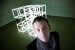 Jeppe Hein startede med at flytte skillevægge på Arken og lære en masse mennesker at kende. Siden har han fået godt gang i sin egen kunstneriske karriere.  Arkivfoto: Kåre Viemose 