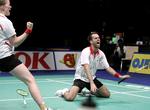 Glæde.  Joachim Fischer lader jublen få frit spil efter sejren i mixed double sammen med Christinna Pedersen. 