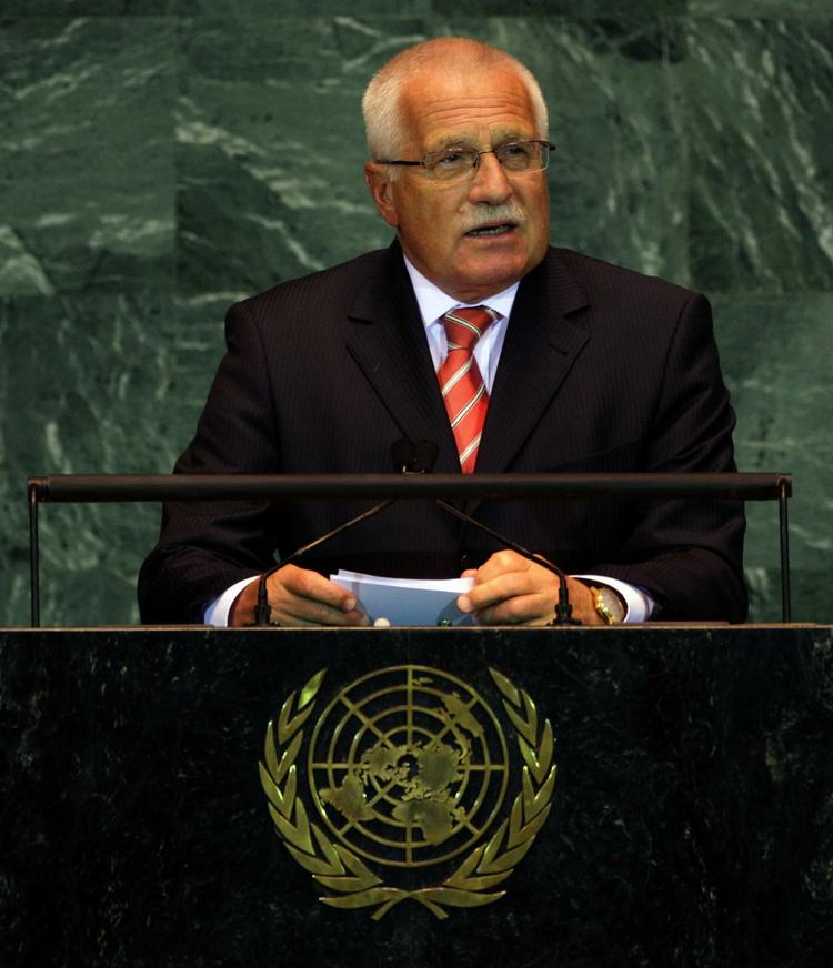 VENTETID. Den tjekkiske præsident, Vaclav Klaus, vil afvente sagen ved forfatningsdomstolen, før han som sidste mand skriver under. 