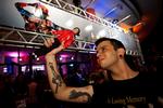 En fan med Jackson-tatovering til evigt minde. Roxy biografen i Rio Janeiro i Brasilien. 