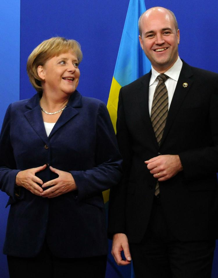 Topmøde Smilene var fremme allerede tidligere på dagen, da Fredrik Reinfeldt som vært for EU's topmøde tog imod Tysklands Kansler, Angela Merkel. 