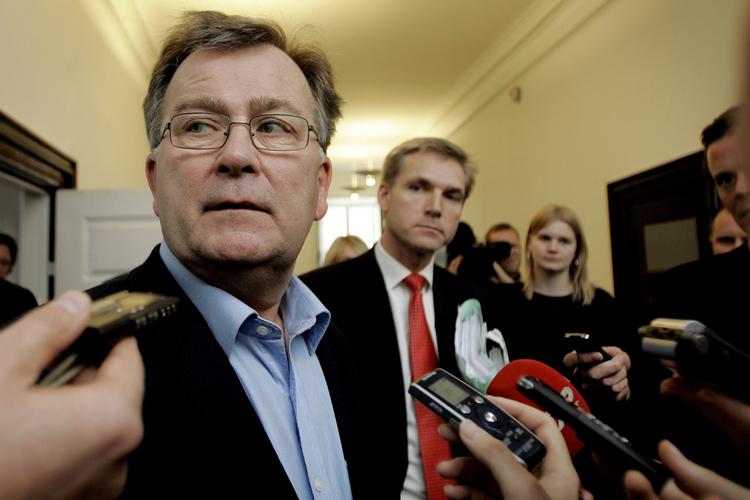 »Ulden«. Sådan beskriver finansminister Claus Hjort Frederiksen (V) opppositionens seneste udmelding. 