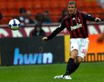 David Beckham er klar til atter at trække AC Milan-trøjen over hovedet. Arkivfoto. 