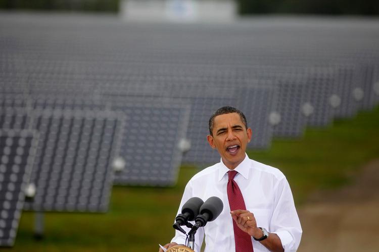 Den amerikanske præsident Barack Obama opfordrer Afghanistans Hamid Karzai til at indlede et nyt kapitel i landet. 