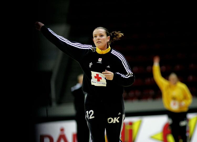 Målvogter Karin Mortensen er en af de få danske spillere i landstræner Jan Pytlicks bruttotrup, der har VM-erfaring. Arkivfoto. 
