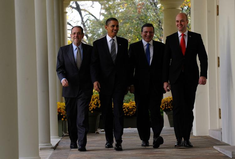 Præsident Barack Obama i Det hvide Hus sammen med  Javier Solana (tv.) EU's kommisionsformand Jose Manuel Barroso og den svenske statsminister Fredrik Reinfeldt. 
