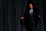 Nederlag. Obamas demokrater fik stryg ved guvernørvalgene i Virginia og New Jersey, selv om han her på billedet er på vej på scenen for at støtte demokraternes kandidat i New Jersey, Jon Corzine. 
