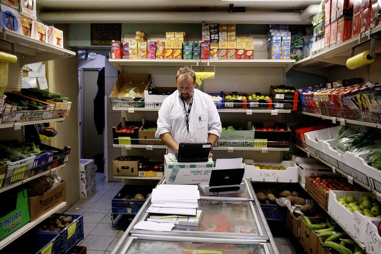Fødevarestyrelsen vil fra næste år lave kontrolkampagner, hvor de massivt går efter udvalgte butikker og aflægger dem længere besøg. 