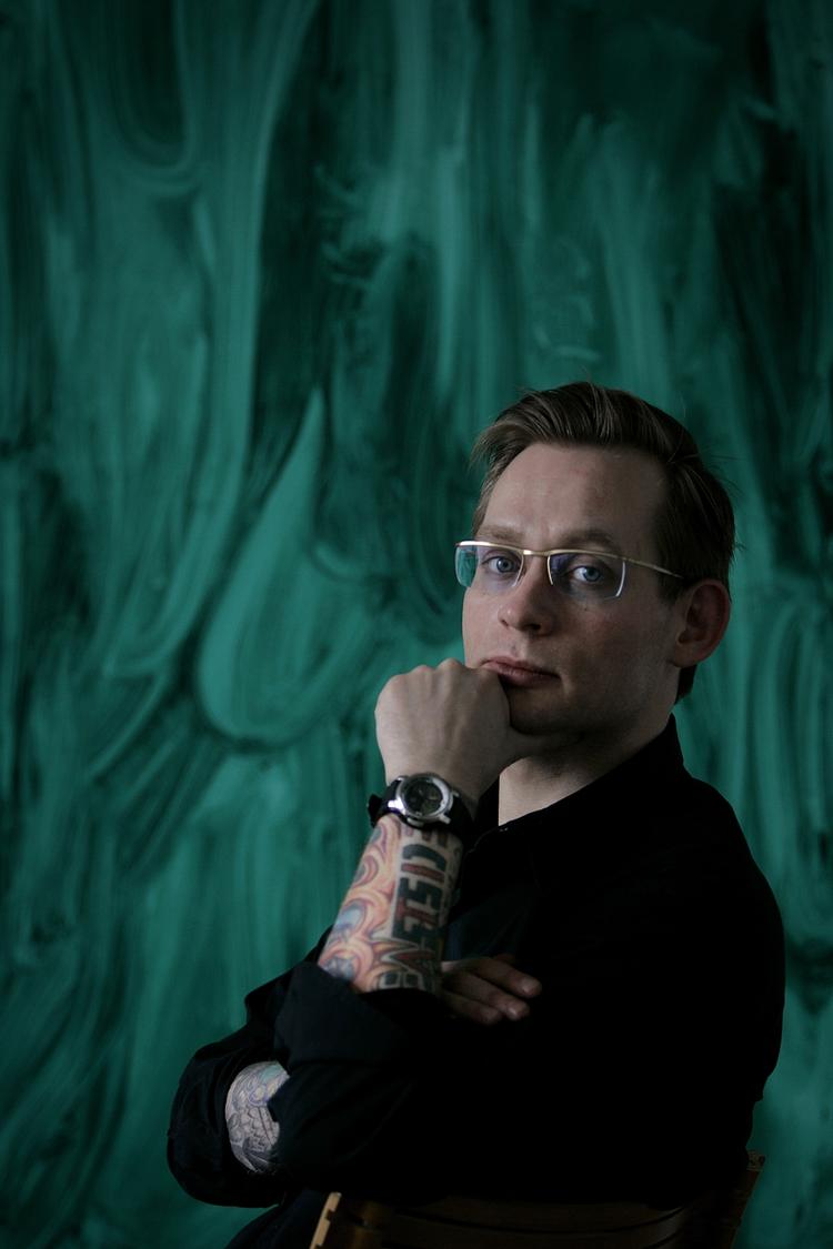 Jubilæum. I Literaturhaus taler Clemens Meyer tale om sin omdiskuterede debutbog 'Dengang vi drømte', om fem venner, der vokser op i DDR efter Murens fald og ender i en ond cirkel af kriminalitet og stoffer. (arkivfoto) 