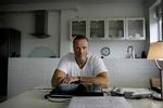 Thomas Rathsack er blevet sigtet for overtrædelse af både den civile straffelov og den militære, efter han har skrevet bogen 'Jæger - i krig med eliten'. (Arkivfoto) 