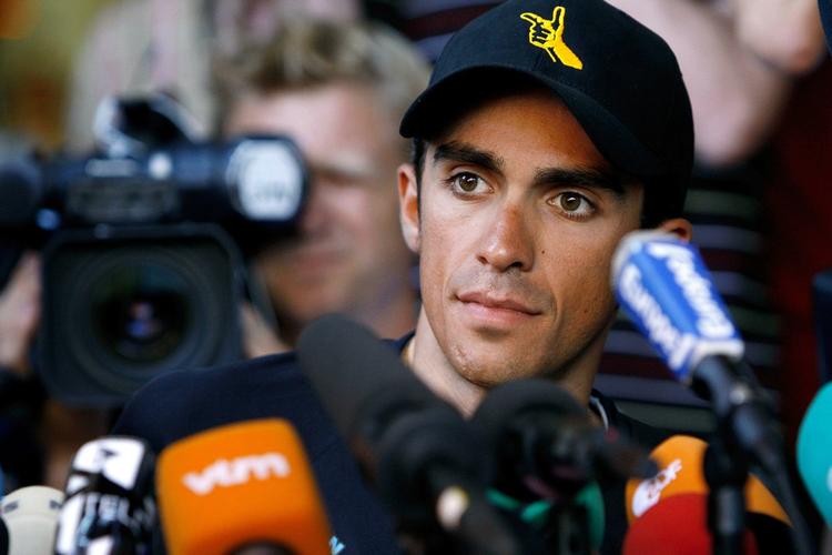 Rigmand. Det er ikke noget problem for Alberto Contador at få opfyldt sit lønkrav på 30 millioner kroner. Anderledes stiller det sig med spanierens andre krav til sit hold. (Arkivfoto) 