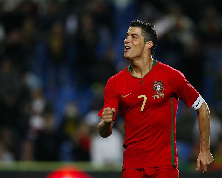 KAMPKLAR? Cristiano Ronaldo er udtaget til det portugisiske landshold, selvom han fortsat er skadet. 