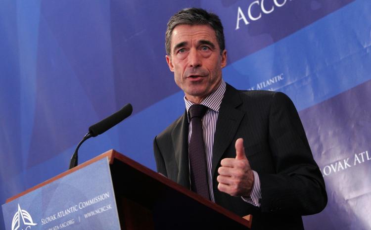 ERKENDELSE. Set i bakspejlet mener tidligere statsminister Anders Fogh Rasmussen, at debatten om de muslimske hovedtørklæder har skabt en trodsreaktion. Arkivfoto. 