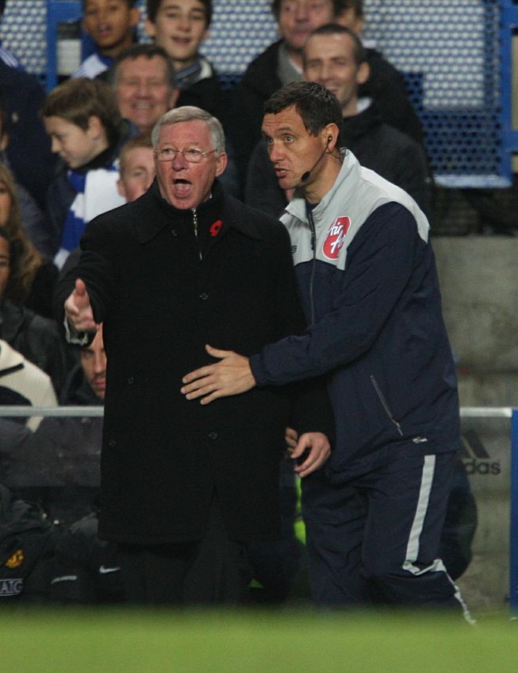 ARRIG. Manchester United blev i dagens kamp mod Chelsea snydt af dommeren for det ene point, mener manager Alex Ferguson. 