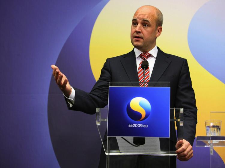 Sveriges statsminister Fredrik Reinfeldt holder uformelle møder i dag og i morgen, for dagen for udnævnelsen af en EU-præsident rykker tættere på. 