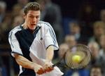 IRRITABEL. Russeren Marat Safin kan ikke forstå, at André Agassi har udgivet selvbiografi. Han skulle have holdt sin kæft i stedet. 