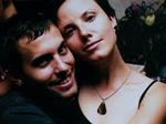 Spioner? Dette udaterede arkivbillede viser to af de tre anholdte amerikanske studerende, Shane Bauer og Sarah Shourd, der mandag 9. november blev anklaget for spionage af de iranske mydnigheder. 