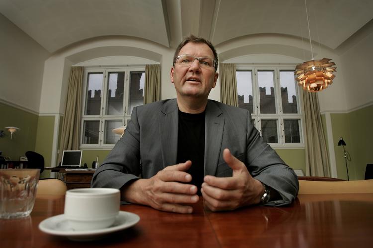 Bo Asmus Kjeldsgaard opfordrer alle partier i den københavnske borgerrepræsentation til at samarbejde om at finde en løsning en besparelse på børne- ungeområdet på 47 millioner kroner. 