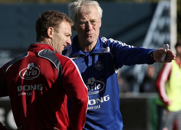 Hovedpine. Morten Olsen har fået endnu mere at tænke over efter at Dennis Rommedahl er sendt hjem med en skade. 