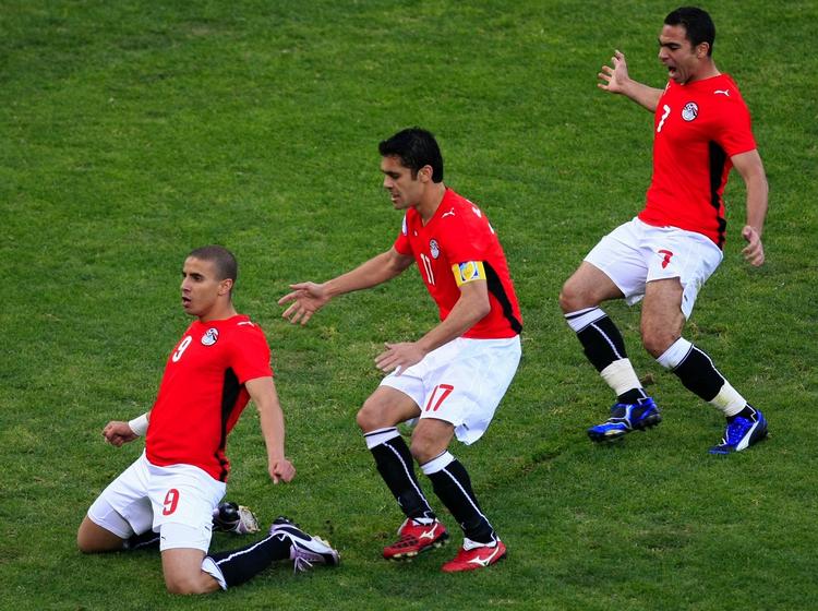 comeback. Den tidligere AB- og FC Midtjyllandspiller Mohammed Zidan (tv.) er tilbage i den egyptiske trup til kampen mod Algeriet. 