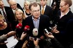 Aftale. Efter flere dages nervekrig nåede regeringen og Dansk Folkeparti i nat frem til en aftale om finansloven for 2010. 