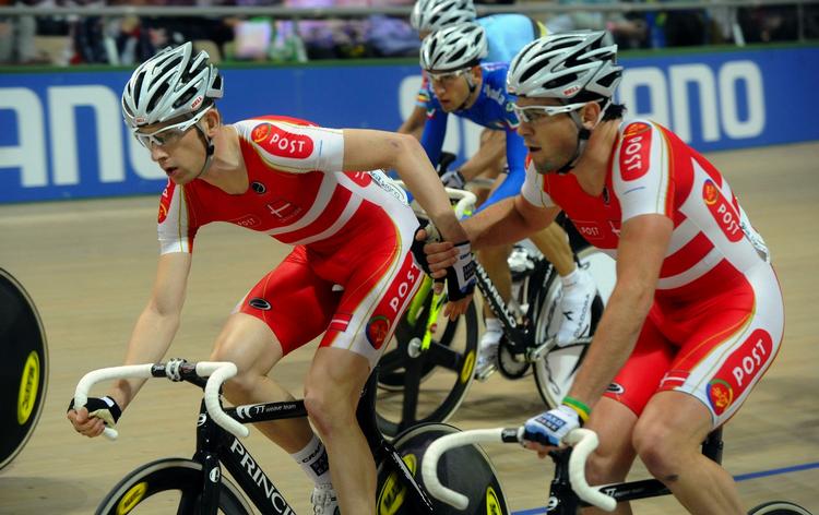 Gevinst. Michael Mørkøv og Alex Rasmussens VM-titel giver sig nu udslag i en højere gage ved vinterens seksdagesløb. 