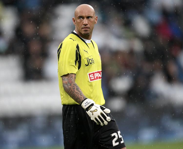 Hadefuld. Arek Onyszko blev anmeldt til politiet, efter at han i sin bog 'Fucking Polak' erklærede, at han hader bøsser. (Arkivfoto) 