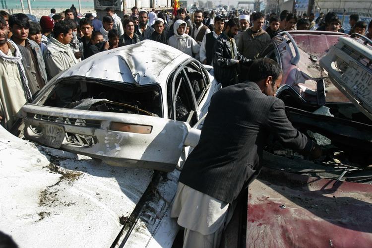 Flere udenlandske soldater er blevet dræbt under et selvmordsangreb i Afghanistans hovedstad Kabul. 