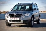 Skoda Yeti dyrker det lidt rå look, bl.a. med de indbyggede ekstralygter i fronten. Den kan fås med firehjulstræk, men skal ikke sendes ud i det groveste terræn. Foto: Thea Grav Rosenberg 