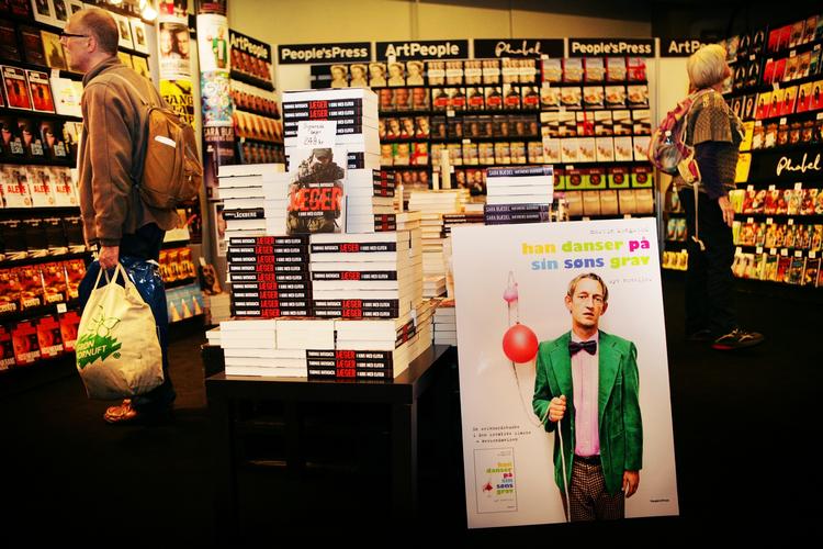 Interesse. Selvom lydbøgerne fylder mere på messen, så er det stadig papirformen, der er størst 