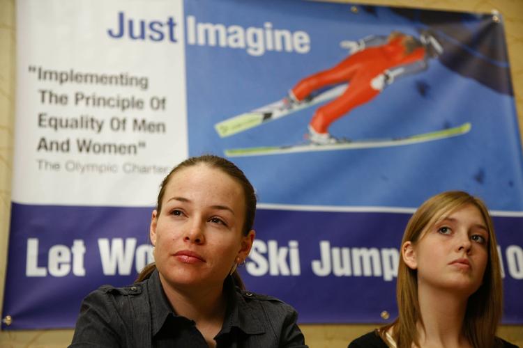 håb. Den amerikanske verdensmester Lindsey Van (til venstre) og canadieren Katie Willis er to af drivkræfterne i appelsagen. 