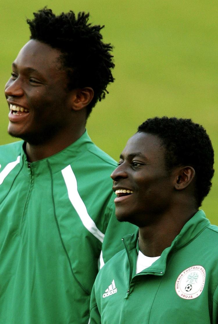 Obafemi Martins (til højre) og midtbanemanden John Obi Mikel er klar til at spille om VM-titlen. 