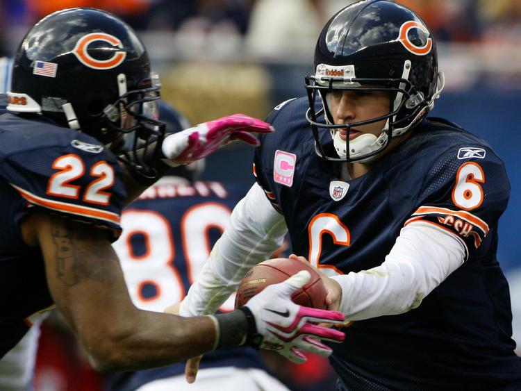 Intercepted. Fem gange pillede 49'ers bolden fra Jay Cutler i sæsonens første torsdagskamp. Arkivfoto. 