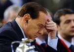 Presset. Silvio Berlusconi har nok at se til. I dag deltog han i et FN topmøde om sult, og derfor er retssagen mod den italienske premierminister blevet udsat til januar. 