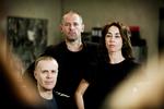 Tre af skuespillerne fra 'Forbrydelsen II' ved et pressemøde. Fra venstre Morten Suurballe, Mikael Birkkjær og Sofie Gråbøl. 