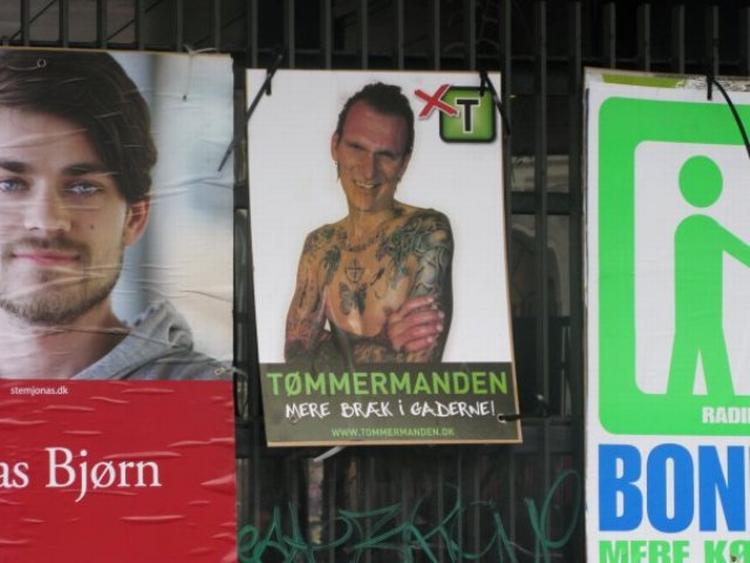 UPS. Liste T har ikke noget med Tømmermanden at gøre. Nu er de falske plakater meldt til politiet, og firmaet bag beklager. 