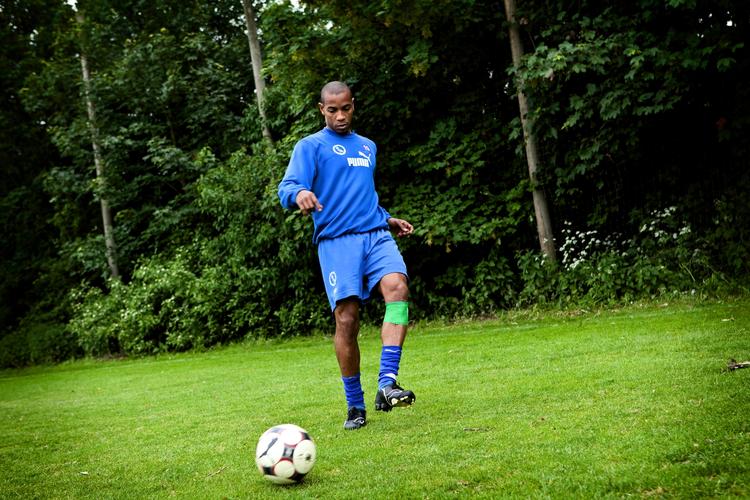 SKADET. HB Køge-topscorer Emmanuel Ake er ude resten af sæsonen med en overrevet akillessene. 