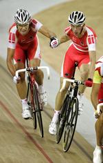 snydt. Alex Rasmussen (tv) og makkeren Michael Mørkøv endte som tabere i en flot finish på seksdagesløbet i München. Arkivfoto. 