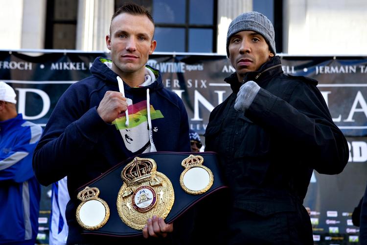 kamphaner. Mikkel Kessler og Andre Ward stillede i går til fotografering ved et pressemøde midt i Oakland. 