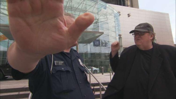 Kapitalisme - en kærlighedshistorie er på godt og ondt en typisk Michael Moore-film. 
