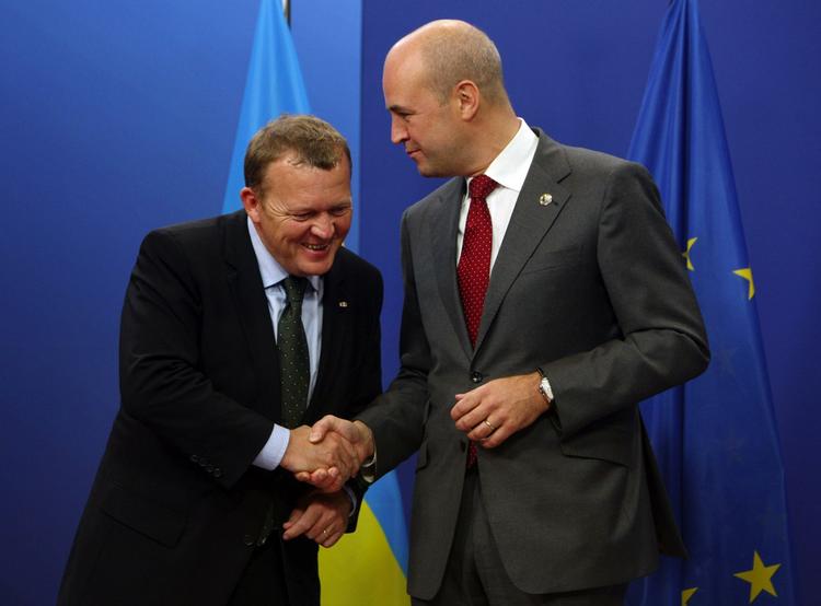 Statsminister Lars Løkke Rasmussen (V) og Sveriges statsminister Fredrik Reinfeldt skal sammen med de 25 øvrige europæiske regeringschefer finde EU's første præsident i aften. 