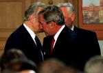 Dengang. I 2002 besøgte George W. Bush de baltiske lande. Her ses han med Estlands og Litauens præsidenter. 