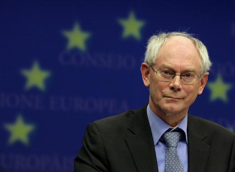 Nye ledere Belgiske Herman van Rompuy og britiske Catherine Ashton skal styre Europa. USA ser frem mod samarbejdet. 