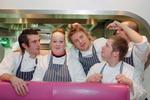 I sin restaurantkæde  Fifteen har Jamie Oliver givet unge med en belastet baggrund en ny  chance som kokke, og endda dygtige af slagsen. Foto: Eurofoto 