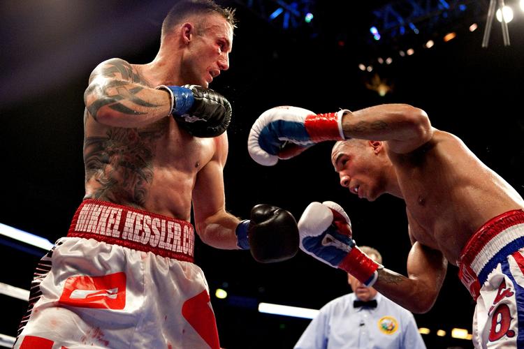 Udbokset. Ifølge eksperter var André Ward (th.) klart den bedste i opgøret mod danske Mikkel Kessler. 