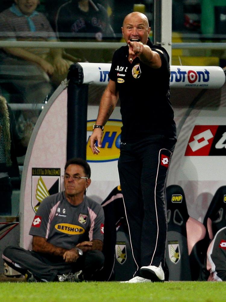 Fyret. Walter Zenga er fortid i Palermo. 